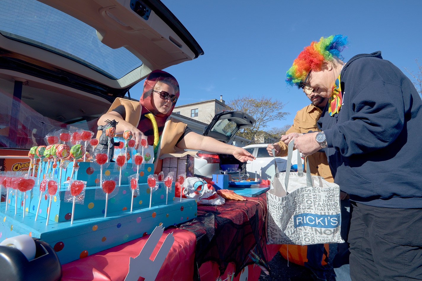2022-YACRO-Trunk-or-Treat- (4)